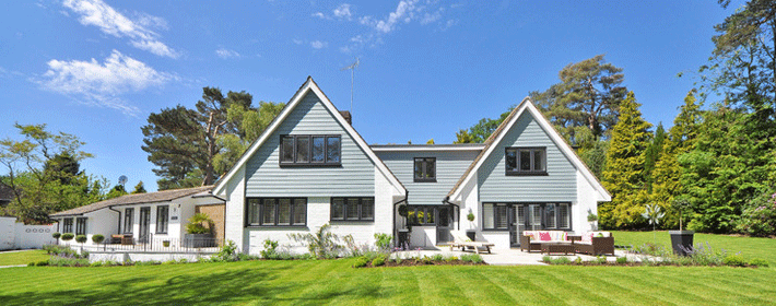 2017年属鸡的人多大?